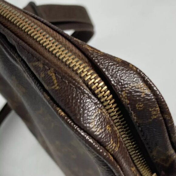 LOUIS VUITTON M97037 Monogram Trotter-Bobourg Crossbody Pochette Shoulder Bag - Picture 4 of 15